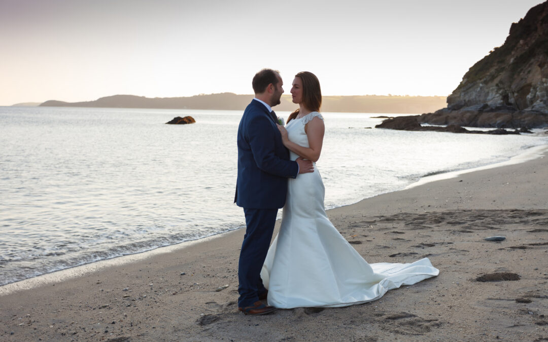 Getting the Beach Wedding Photos of your dreams In Cornwall